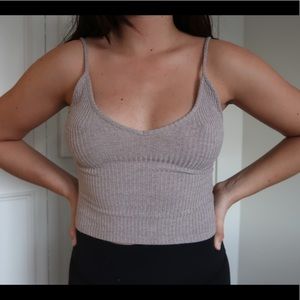 Ribbed blush brandy Melville cropped v-neck tank